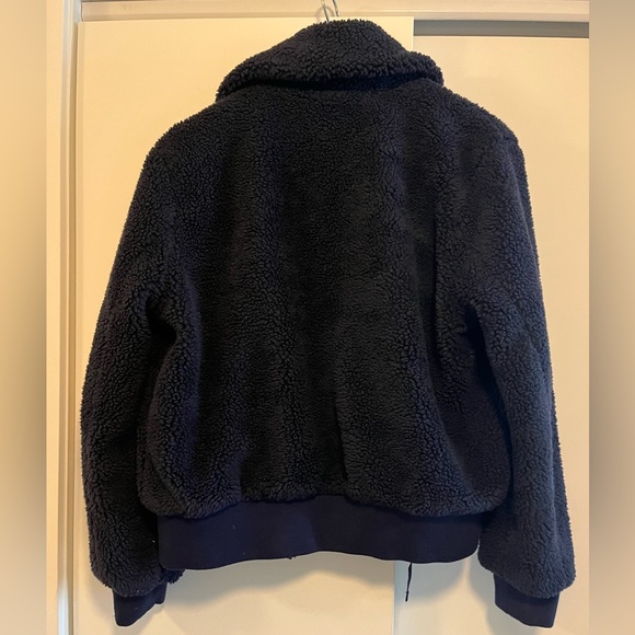Gap teddy bomber jacket in navy. Worn once, perfect condition - Picture 3 of 3